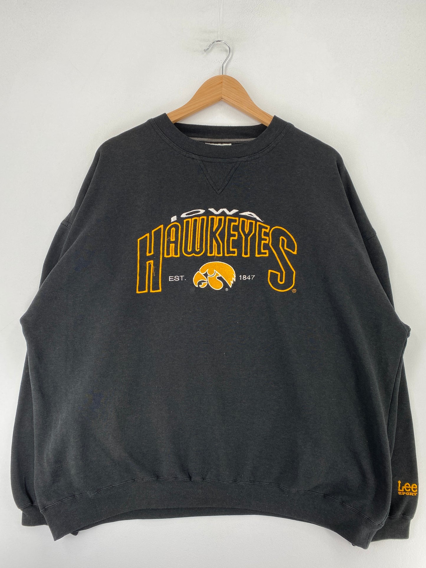 90’s IOWA HAWKEYES Size XXL College Sweat shirt / F9459S