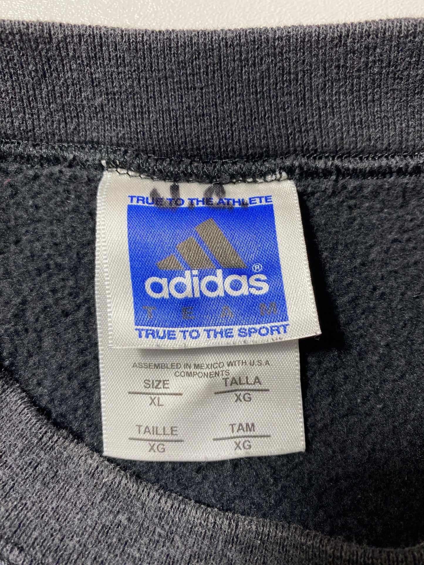 Vintage ADIDAS X NEBRASKA BLACK SHIRTS  Size XL College Sweat-shirt / G4060S