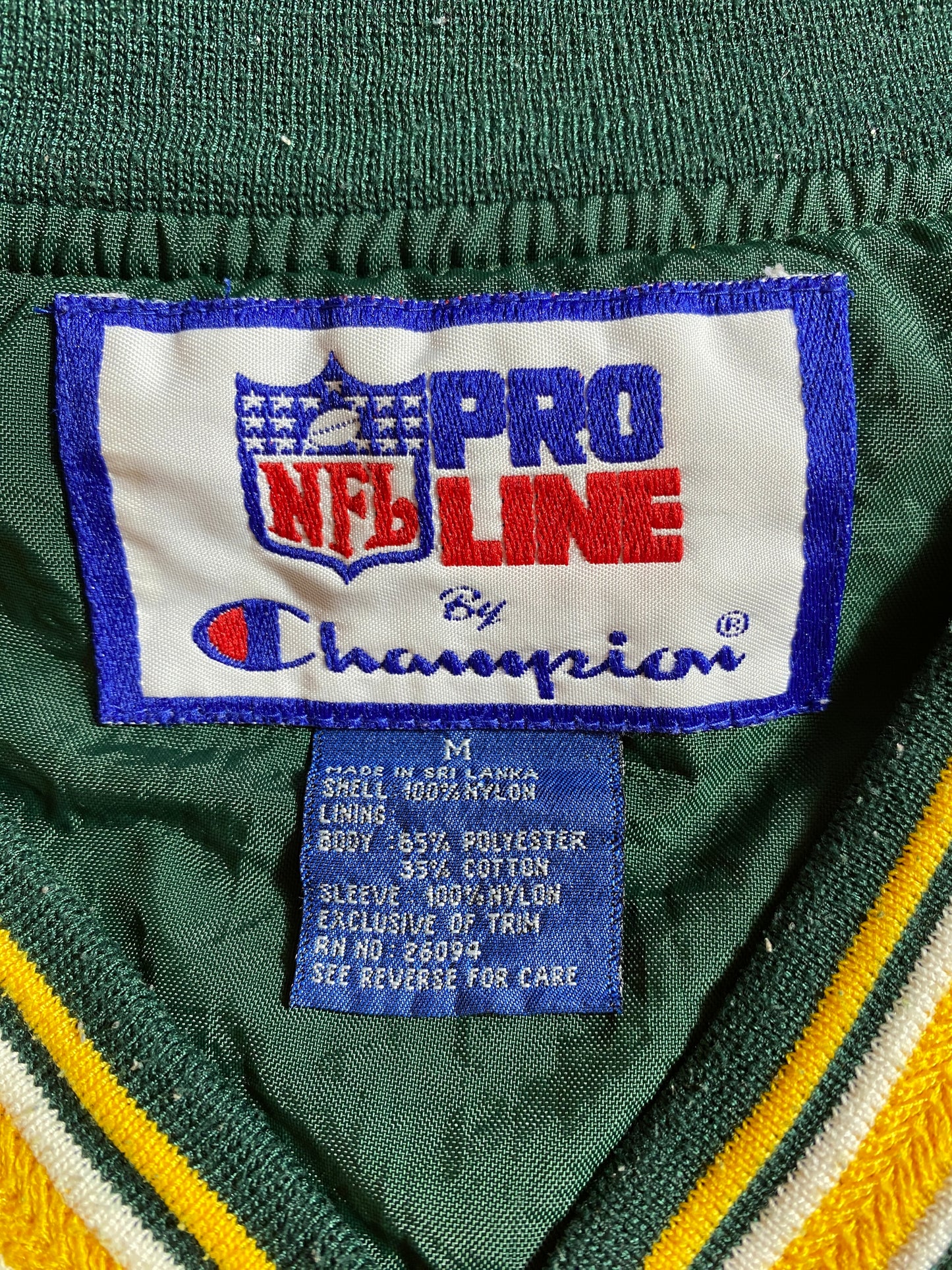 Vintage GREEN BAY PACKERS Size M Nylon NFL Jacket / G4323N