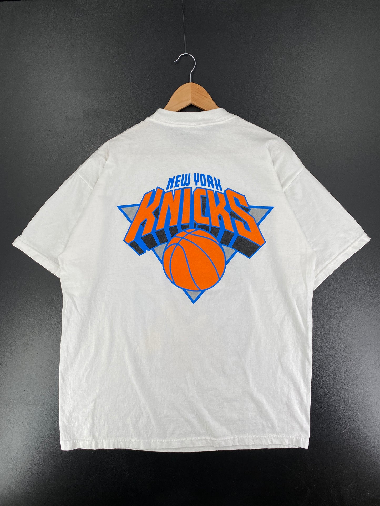 90's NEW YORK KNICKS Size XL Vintage NBA T-Shirt / F2602T