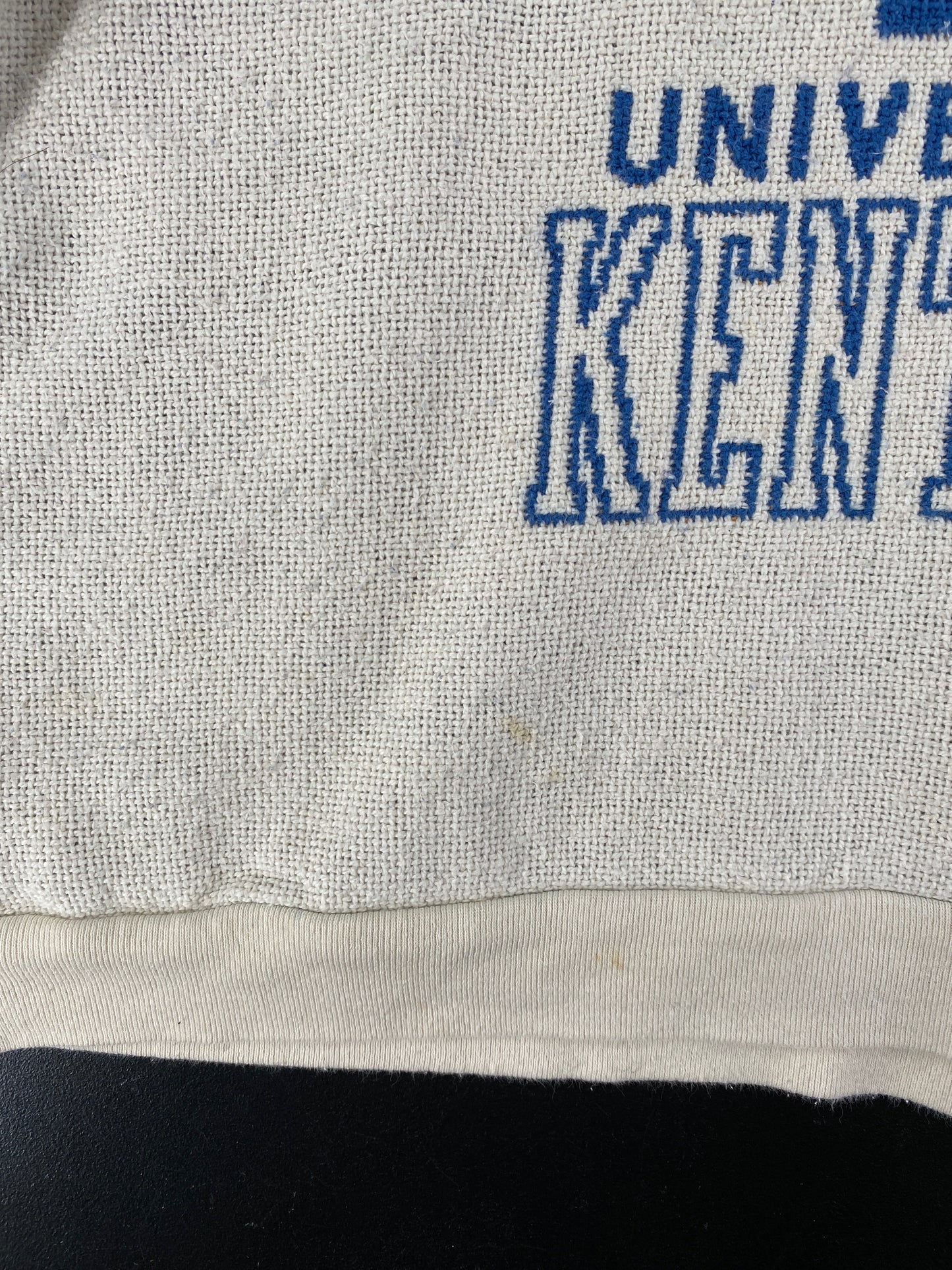 90's UNIVERSITY OF KENTUCKY Made in USA Size XL Vintage Collage Cotton Blanket Material Knit Shirt / F7866K