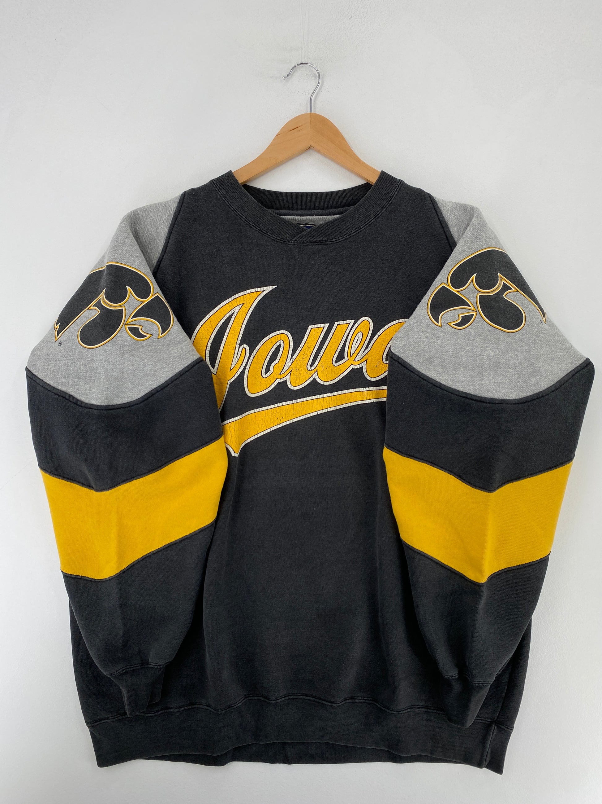 90’s IOWA HAWKEYES Size XL College Sweat-shirt / G7268S