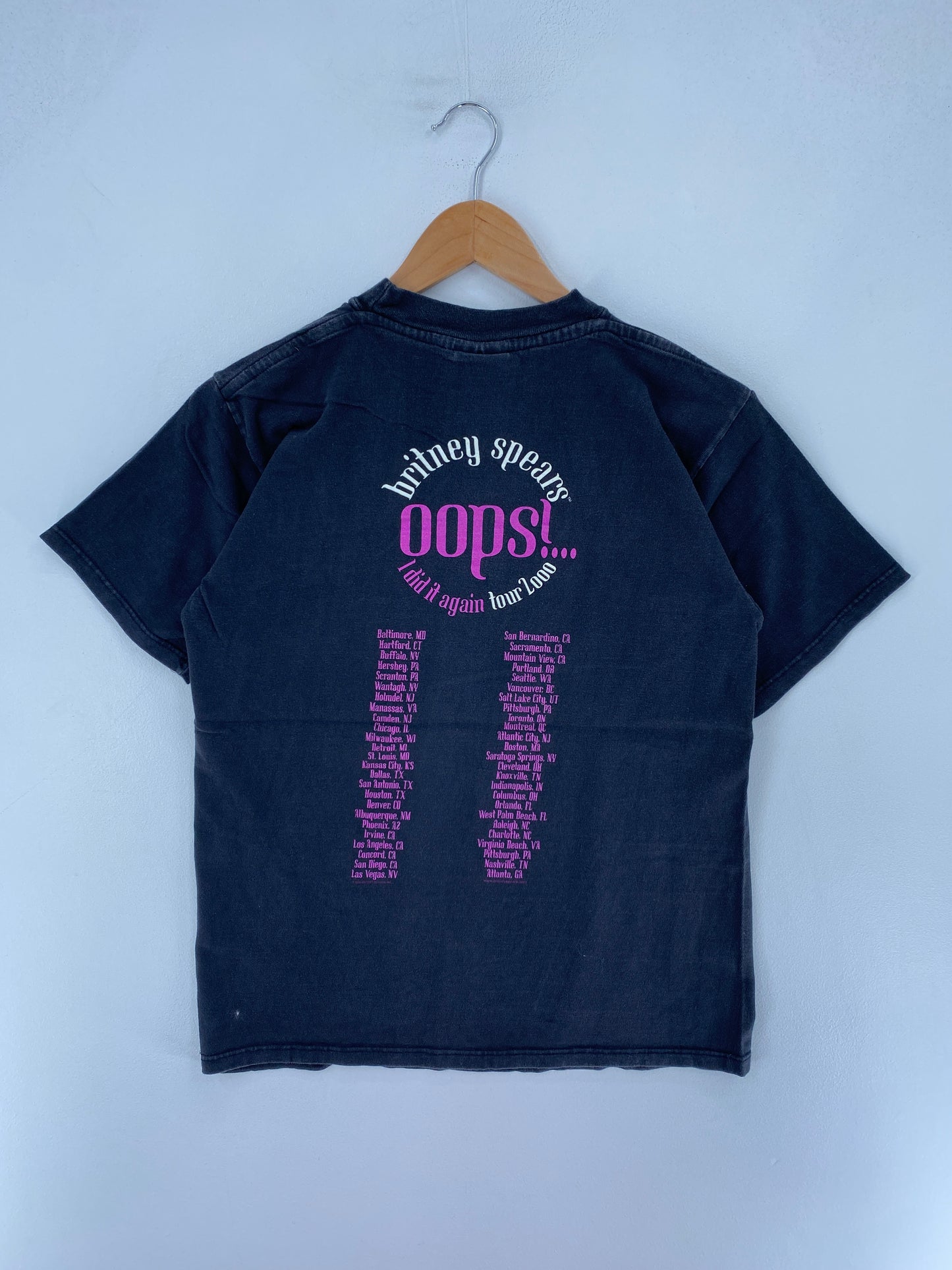 2000 BRITNEY SPEARS Size M Vintage Music Band Tour -Shirt / F3952T