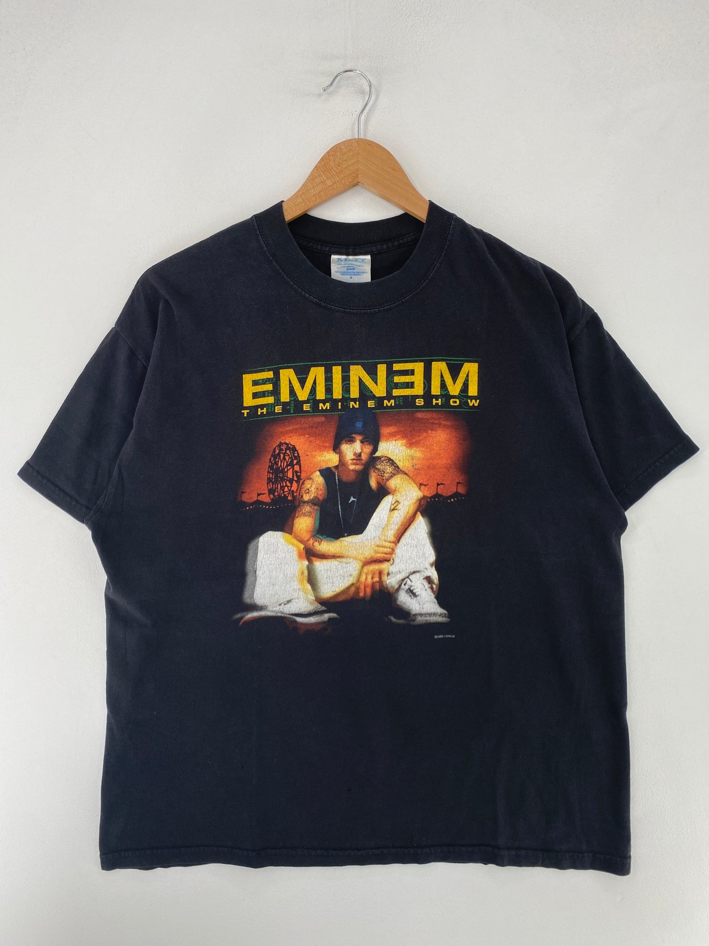 2002 EMINEM Size L Vintage Music T-shirt / G180T