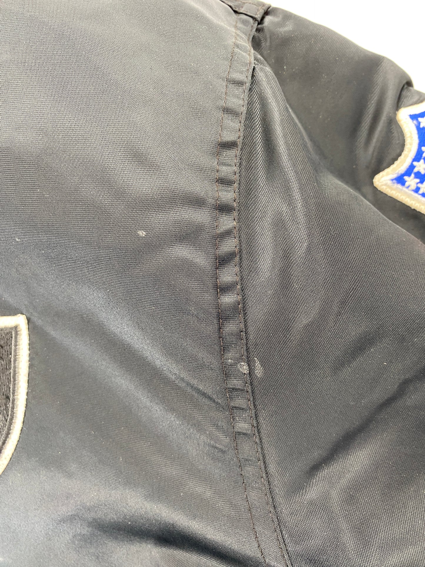 90's STARTER x LAS VEGAS RAIDERS Made in USA Size L Vintage NFL Nylon Jacket / F4976N