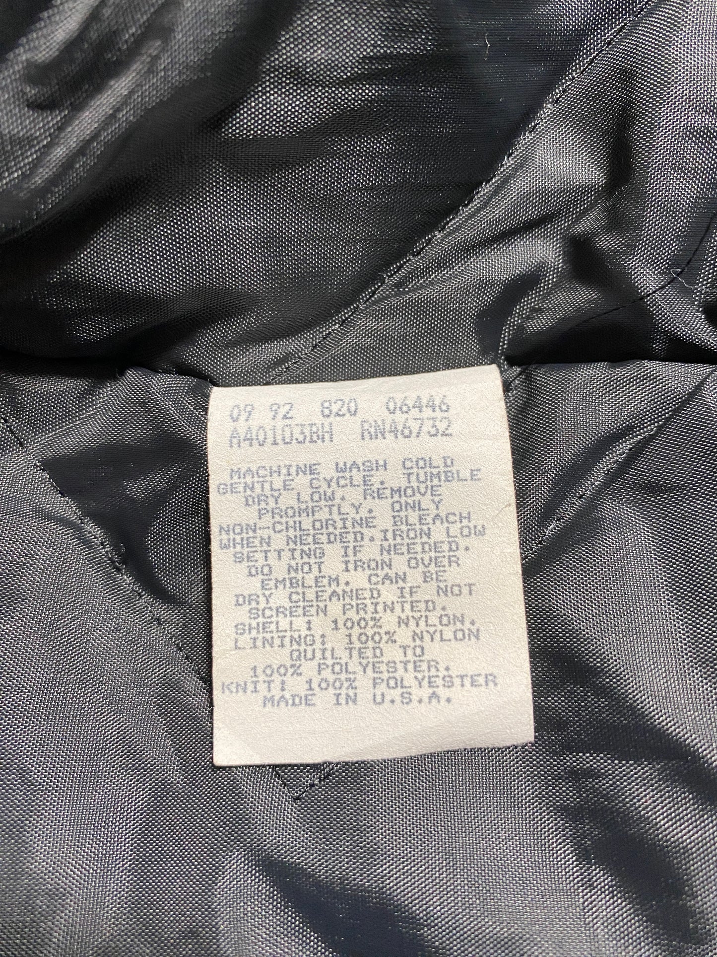 90's LAS VEGAS RAIDERS Made in USA Size L Vintage NFL Nylon Jacket / F4975N