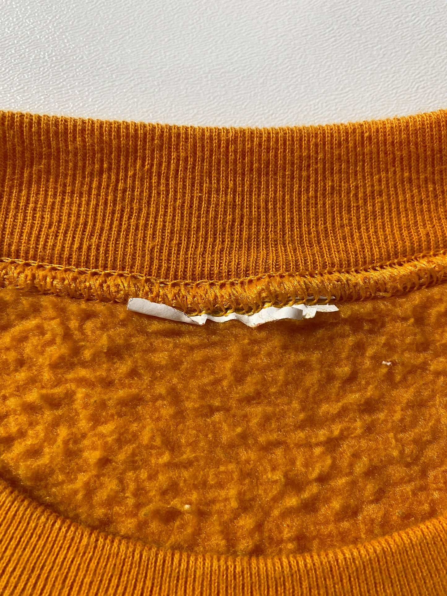Vintage TENNESSEE VOLUNTEERS Size No Tag (Approx.L) College Sweat-shirt / G6302S