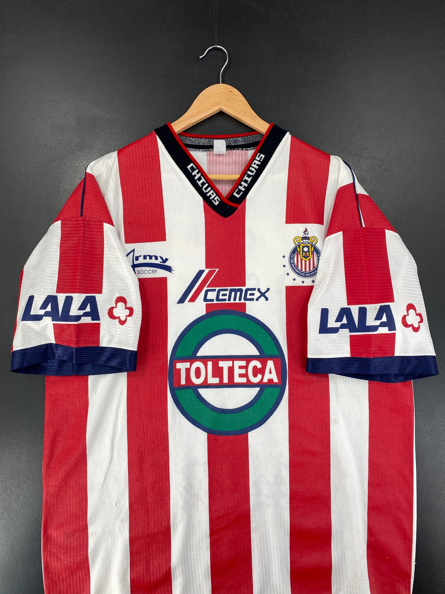 Vintage C.D. GUADALAJARA Size Approx.XL Soccer Jersey / G1778J