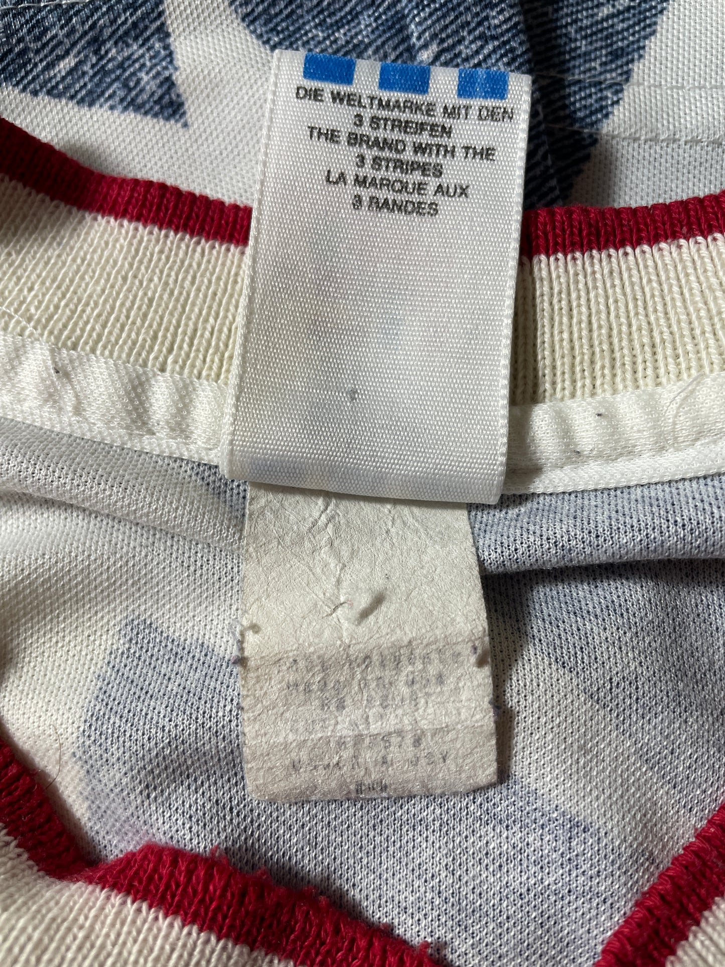 90's ADIDAS x USA WORLD CUP Size M Vintage Jersey T-Shirt / F7804T