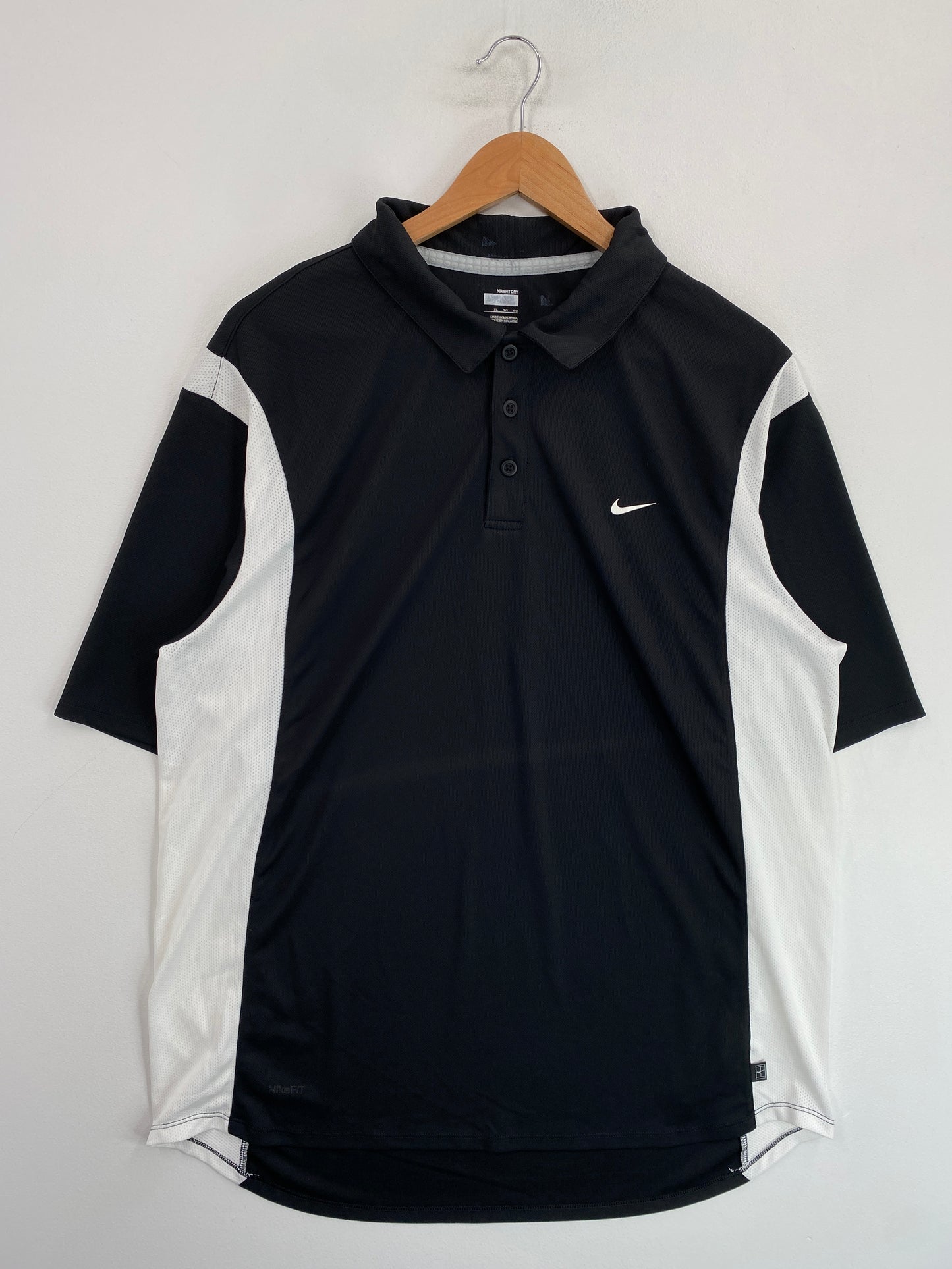 Vintage NIKE MINI SWOOSH Size XL Jersey / G6679J