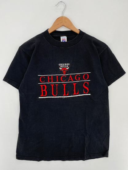90's CHICAGO BULLS Made in USA Size M Vintage NBA T-shirt / F3022T