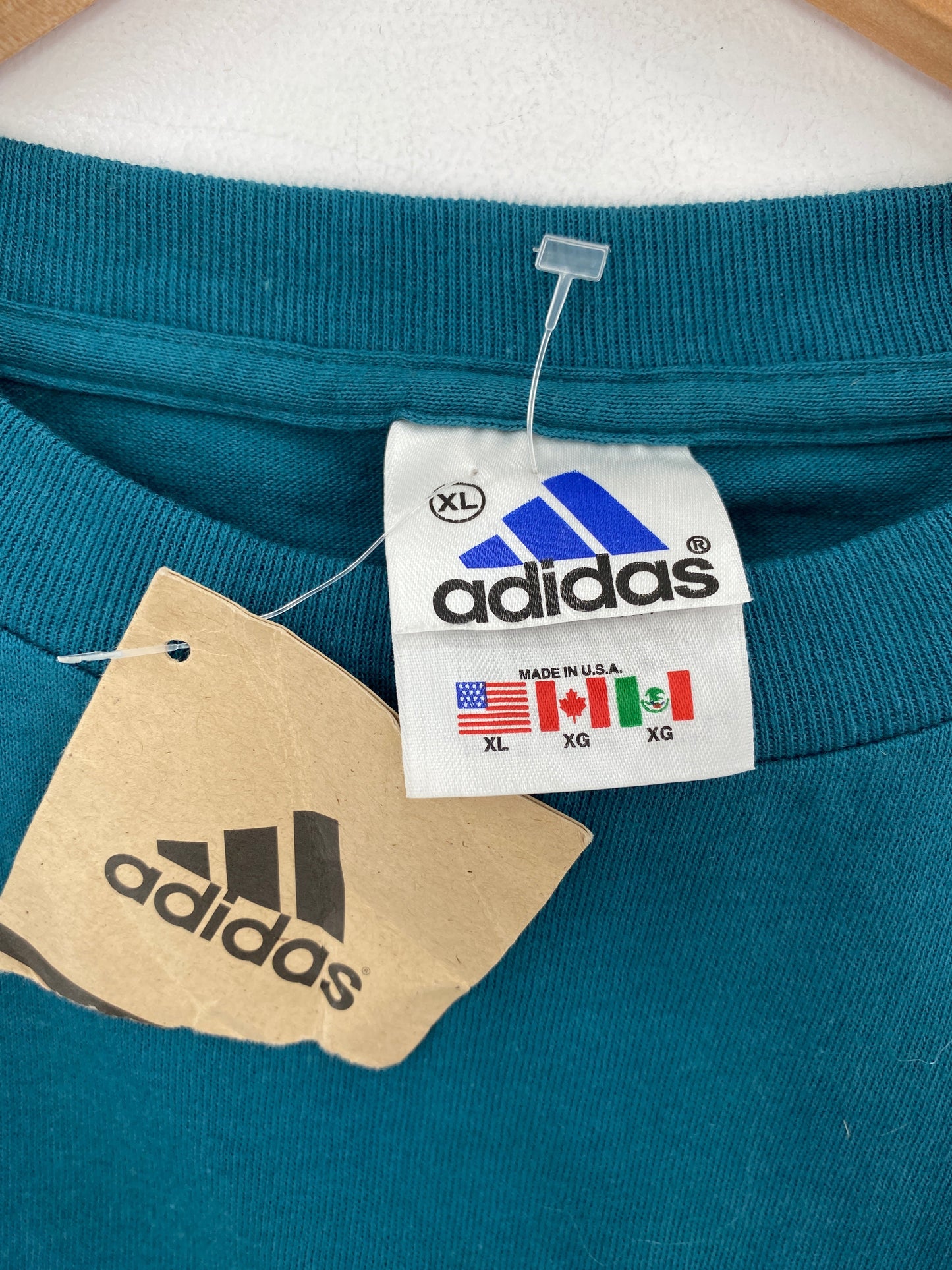 90's DEADSTOCK ADIDAS Size XL Vintage T-Shirts / G3192T