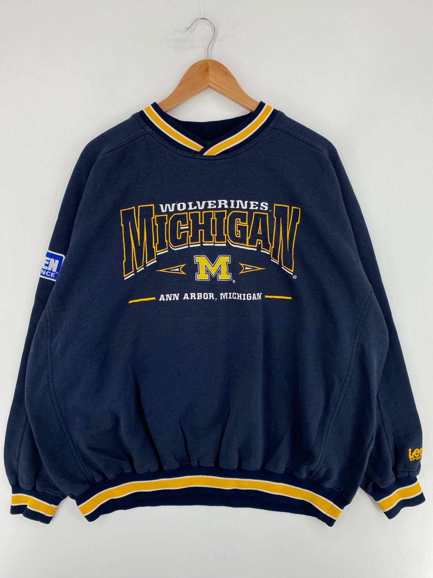 Vintage MICHIGAN WOLVERINES Size XXL College Sweat shirt / E9342S