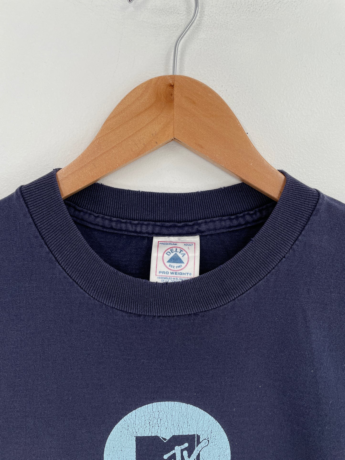 2001 M TV Size L Vintage T-Shirt / E7279T