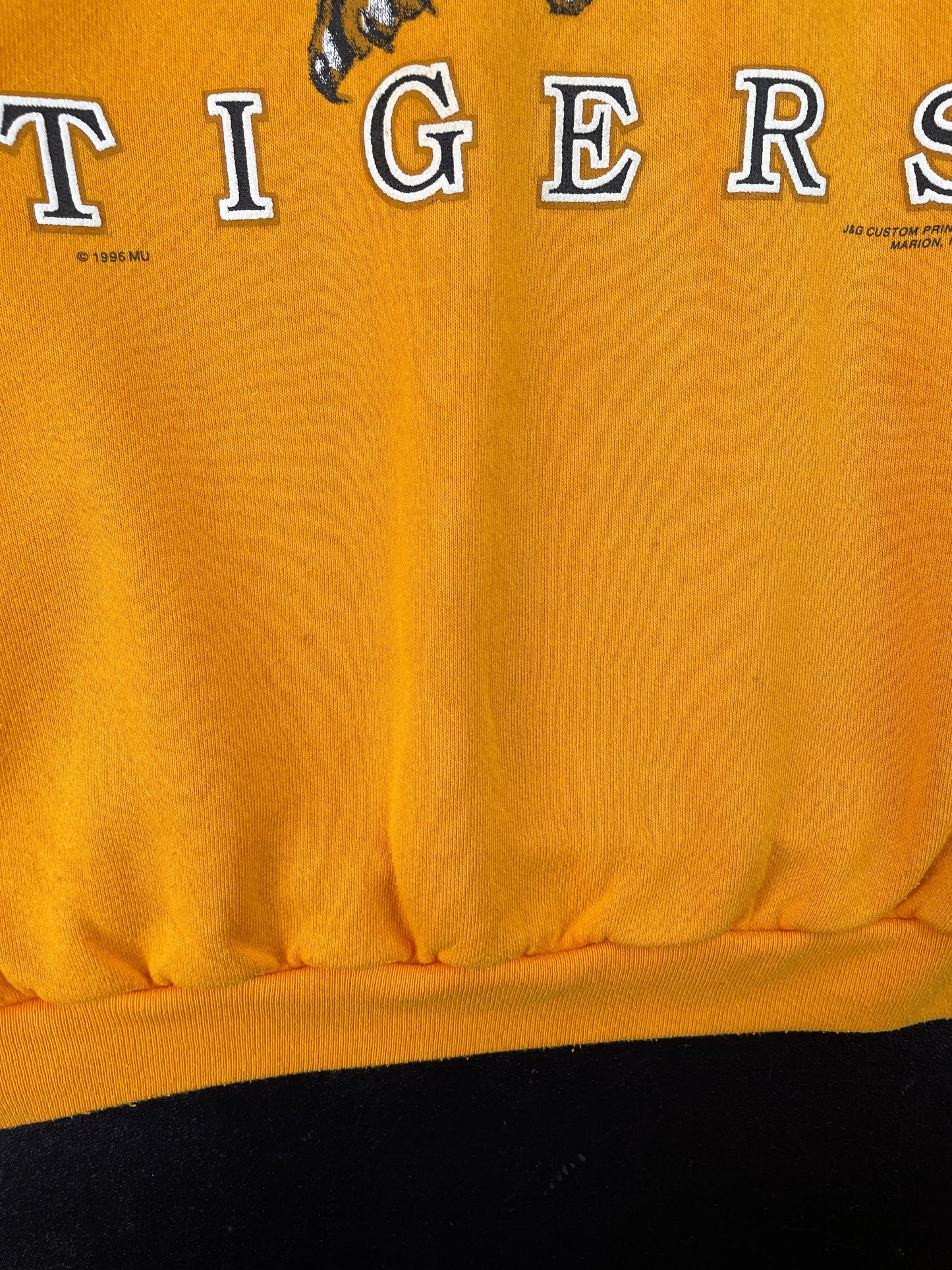 1996 MISSOURI TIGERS Size XL Vintage College Sweat-shirt / F7046S