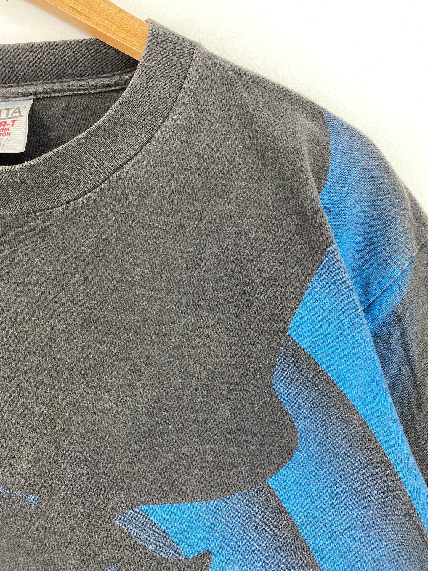 90's LOONEY TUNES TWEETY Made in USA Size L Vintage T-Shirt / E9349T
