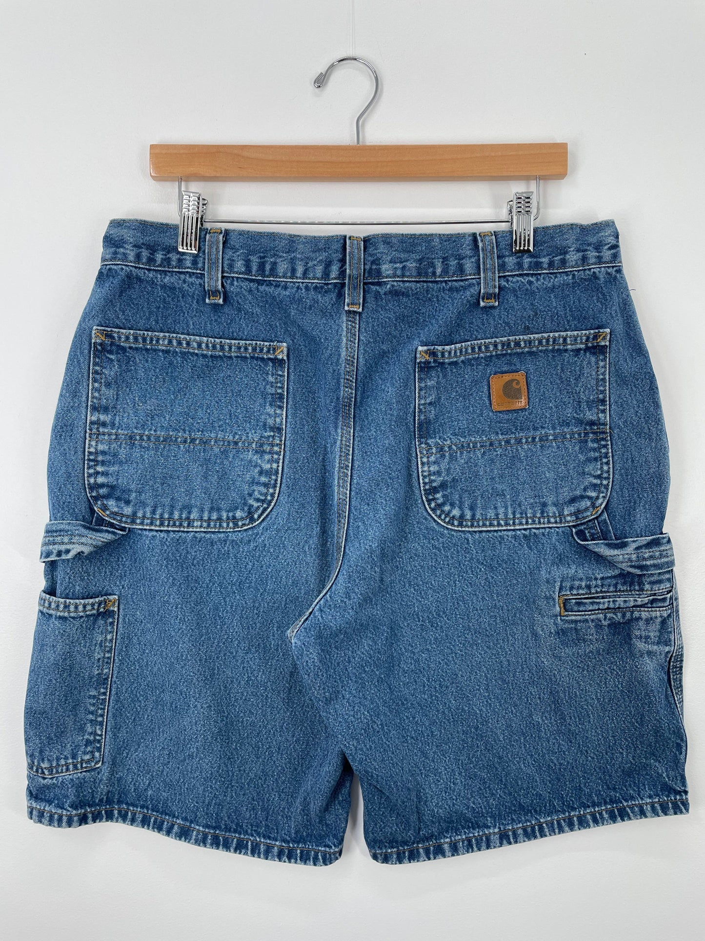 Vintage CARHARTT Size W35xL10 Denim Shorts / F9877P