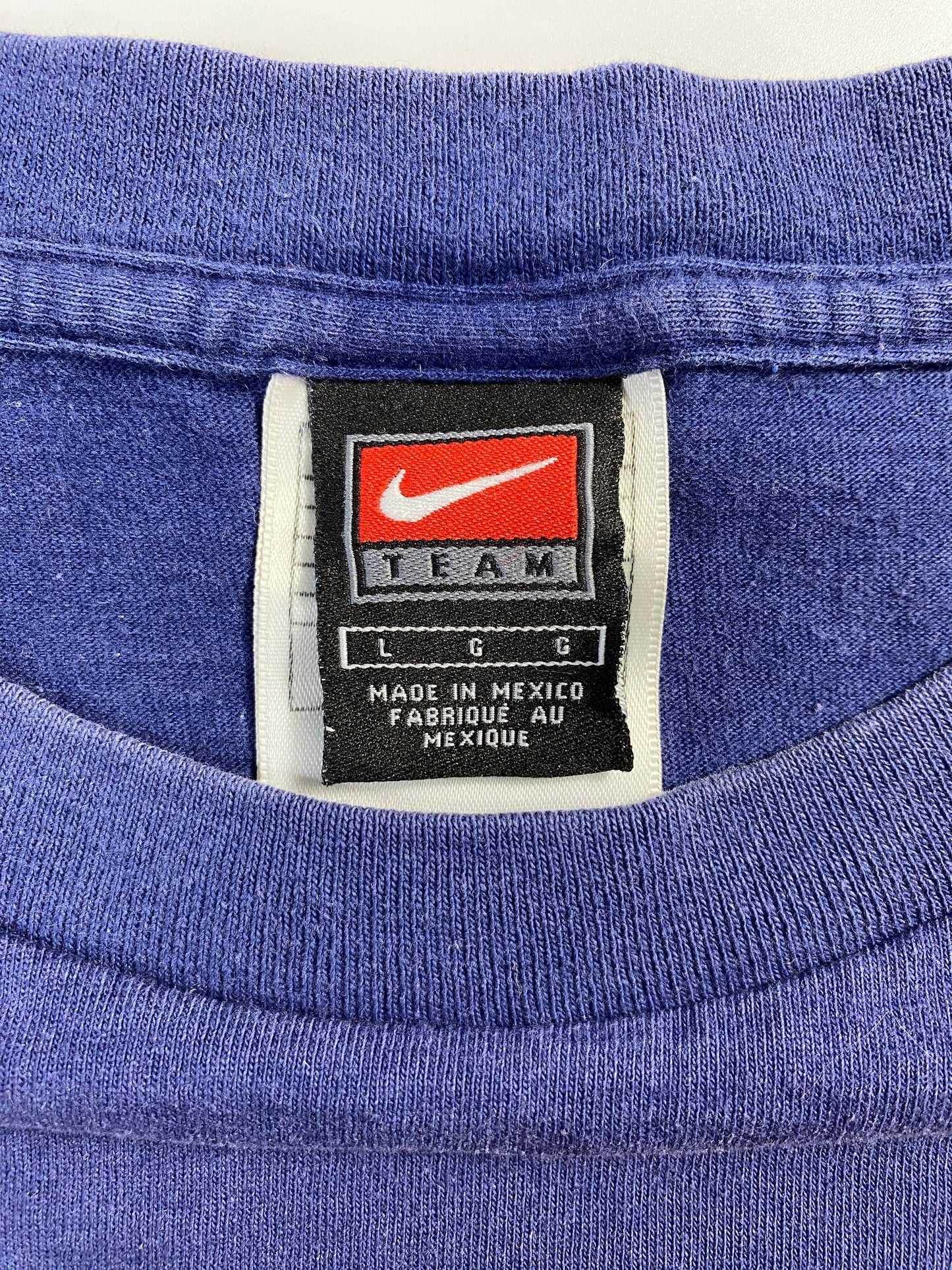 00’ NIKE Size L Vintage T-shirt / E8522T
