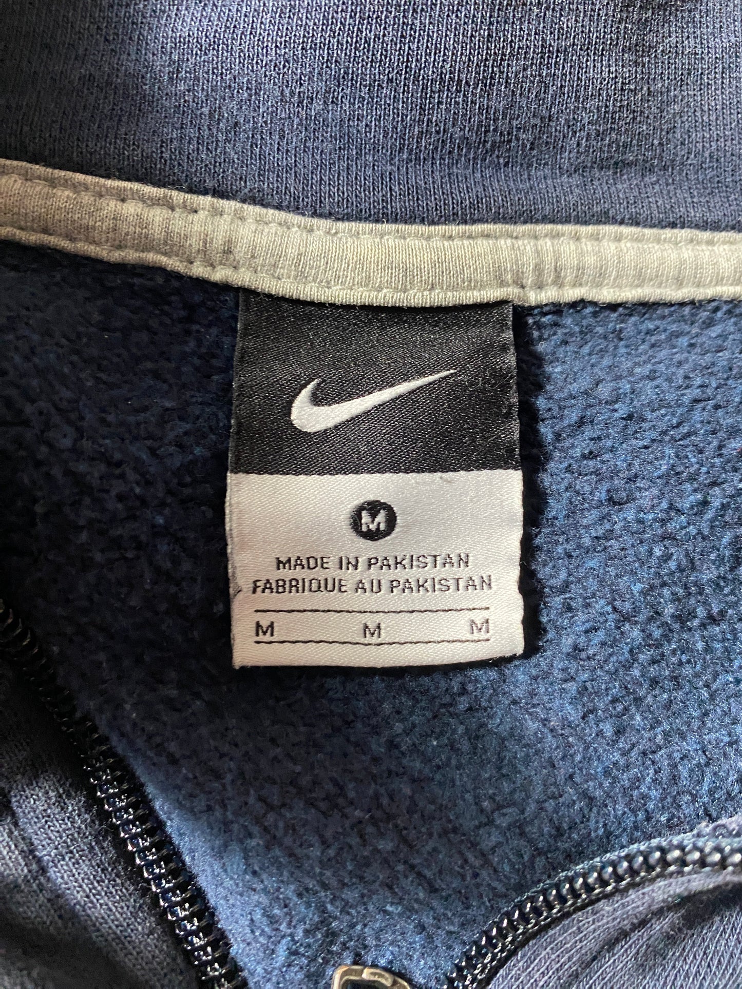 Vintage NIKE MINI SWOOSH Size M Vintage Zip Up Sweat-shirt / F8201S