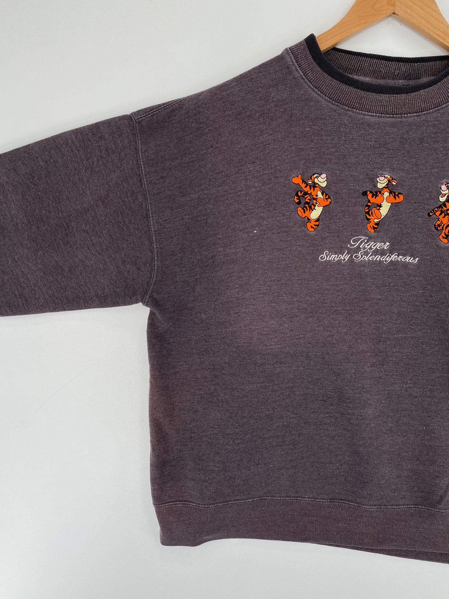 00' DISNEY POOH Size L Vintage Sweat-shirt / E9472S