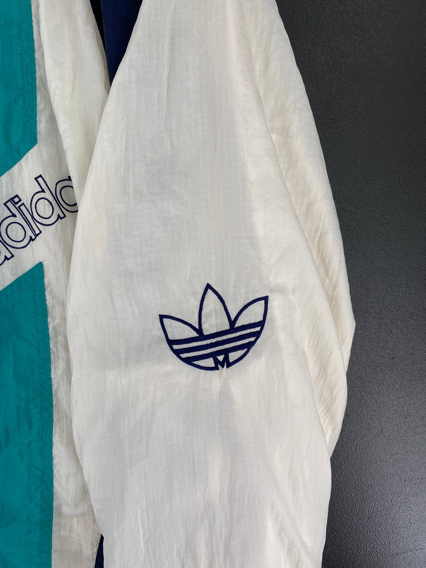 90’s ADIDAS Size XL Vintage Nylon Jacket / F279N