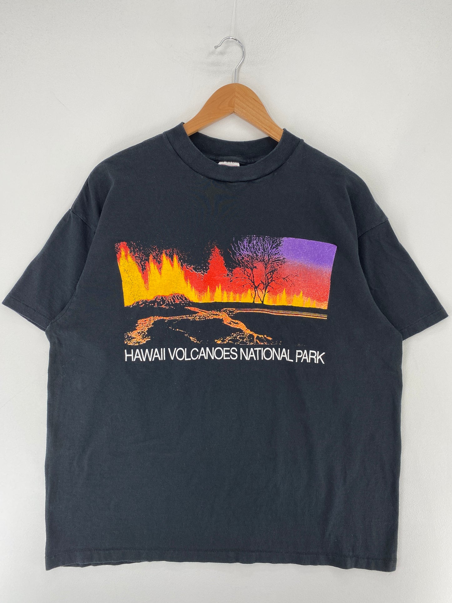 90's HAWAII VOLCANOES NATIONAL PARK Made in USA Size XL Vintage T-Shirts / E9447T