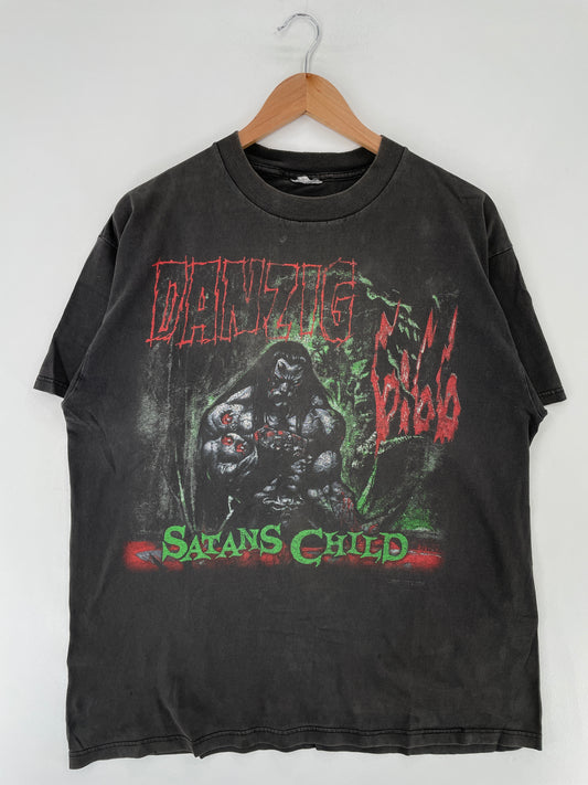 .00’ DANZIG SATANS CHILD Size No Tag (Approx. L) Vintage Music T-Shirt / E7971T