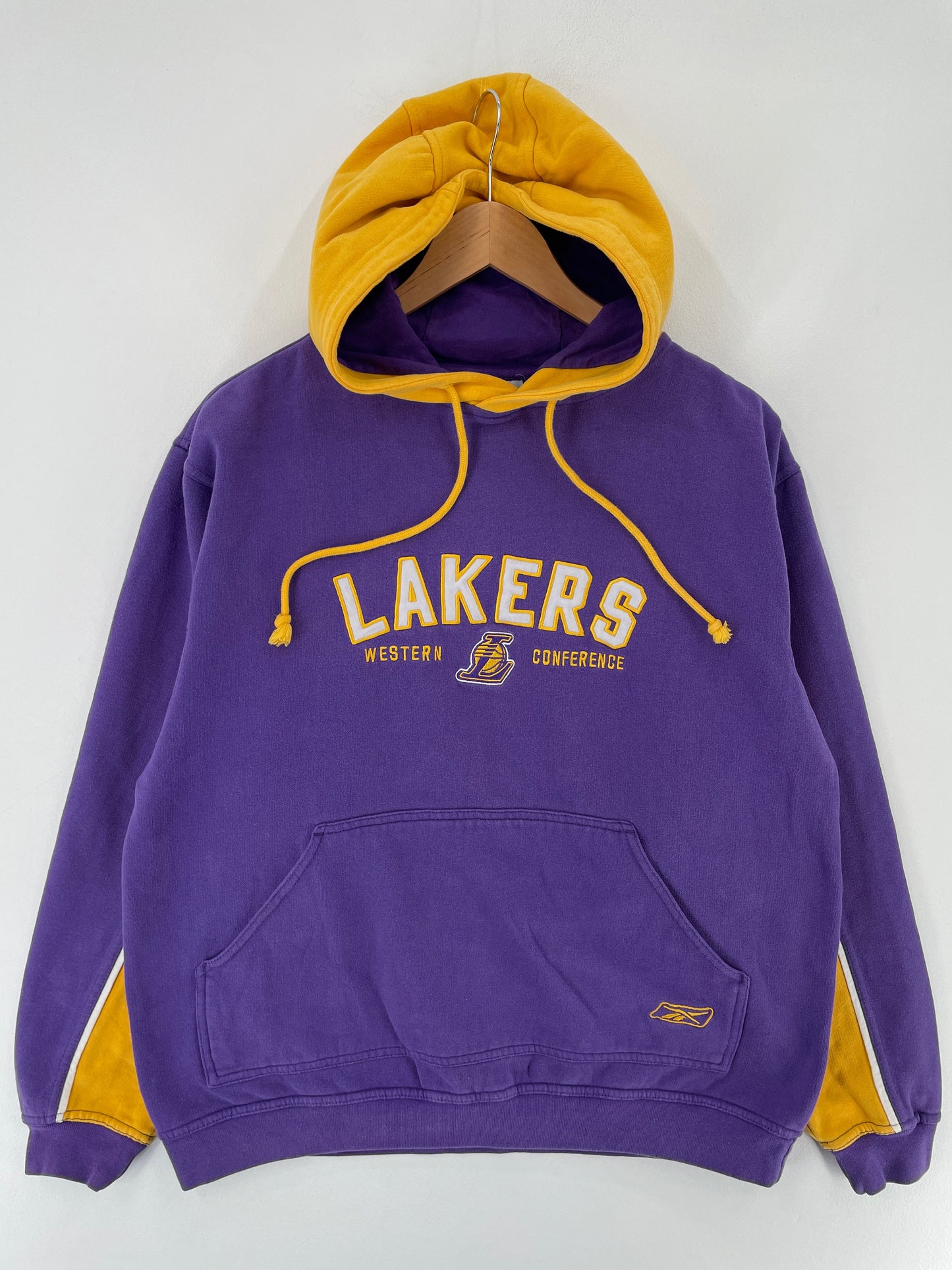 Vintage LOS ANGELES LAKERS Size M NBA Hoodie Sweat-Shirt / F5345S