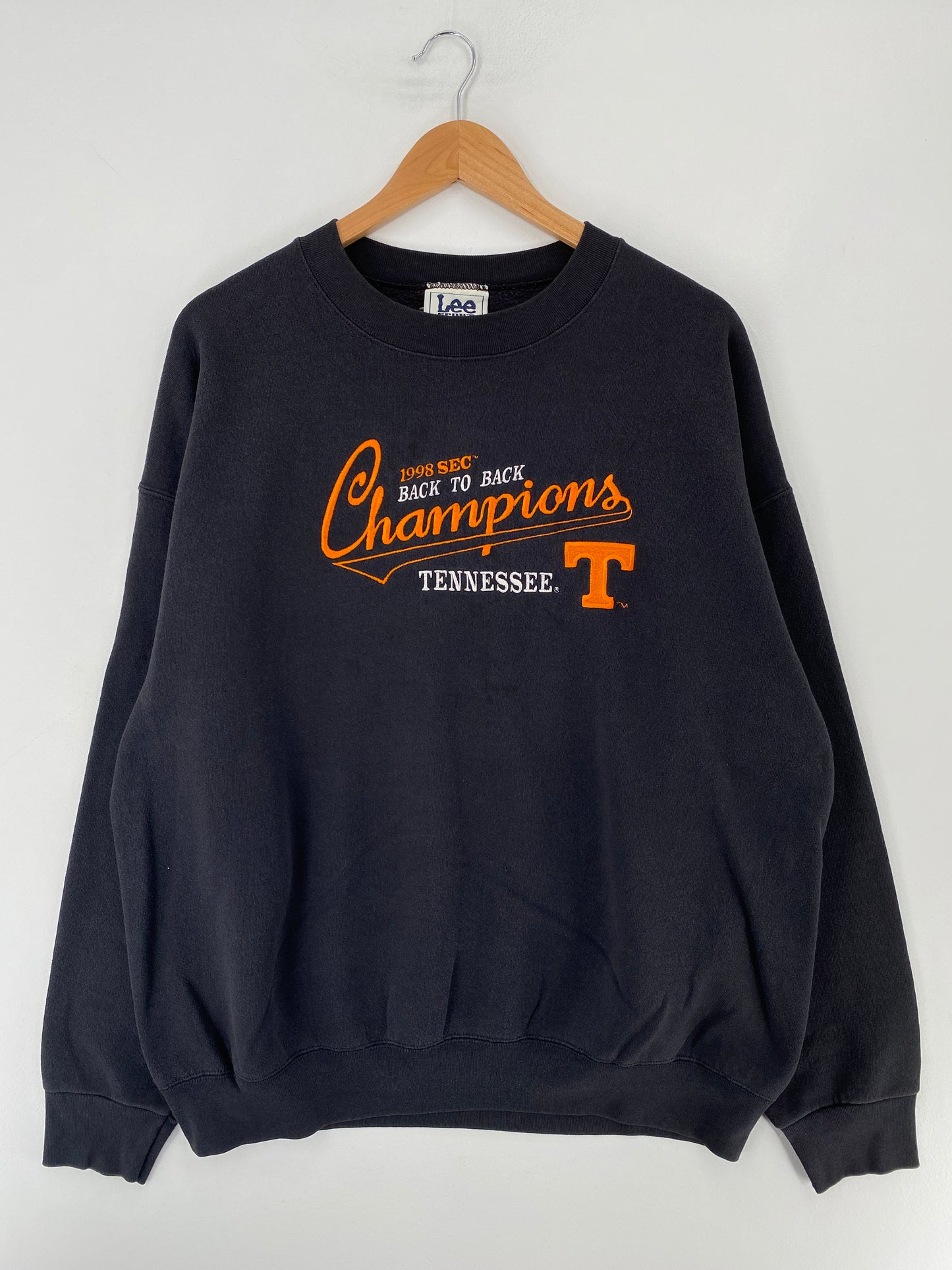 1998 TENNESSEE BACK TO BACK CHAMPIONS Made in USA Size XL Vintage College Sweat-shirt / E8732S