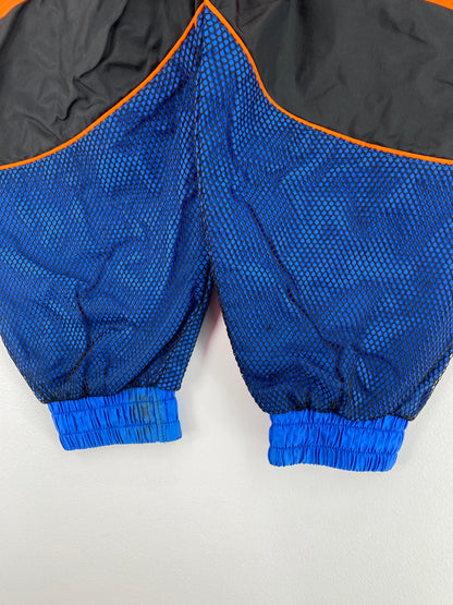 90’s NEW YORK KNICKS Size L Vintage NBA Nylon Jacket / E9052N