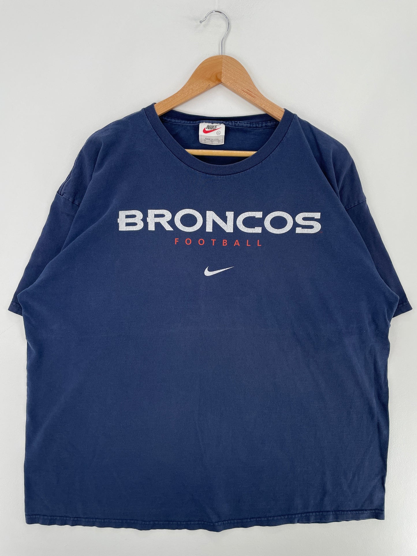 90's NIKE x DENVER BRONCOS Made in USA Size XL Vintage NFL T-Shirt / F347T