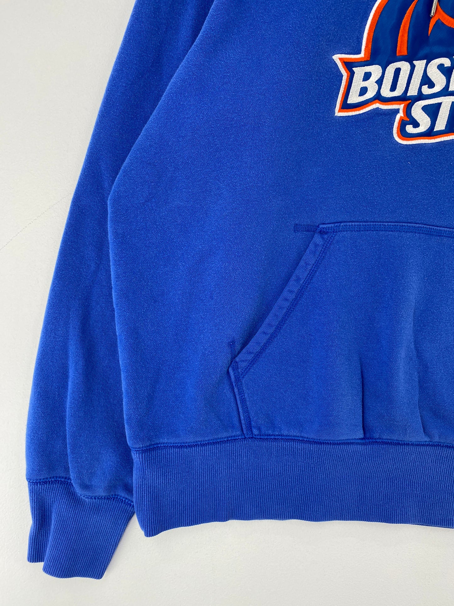 Vintage BOISE STATE BRONCOS FOOTBALL Size XL Vintage College Hoodie Sweat Shirt / F234S