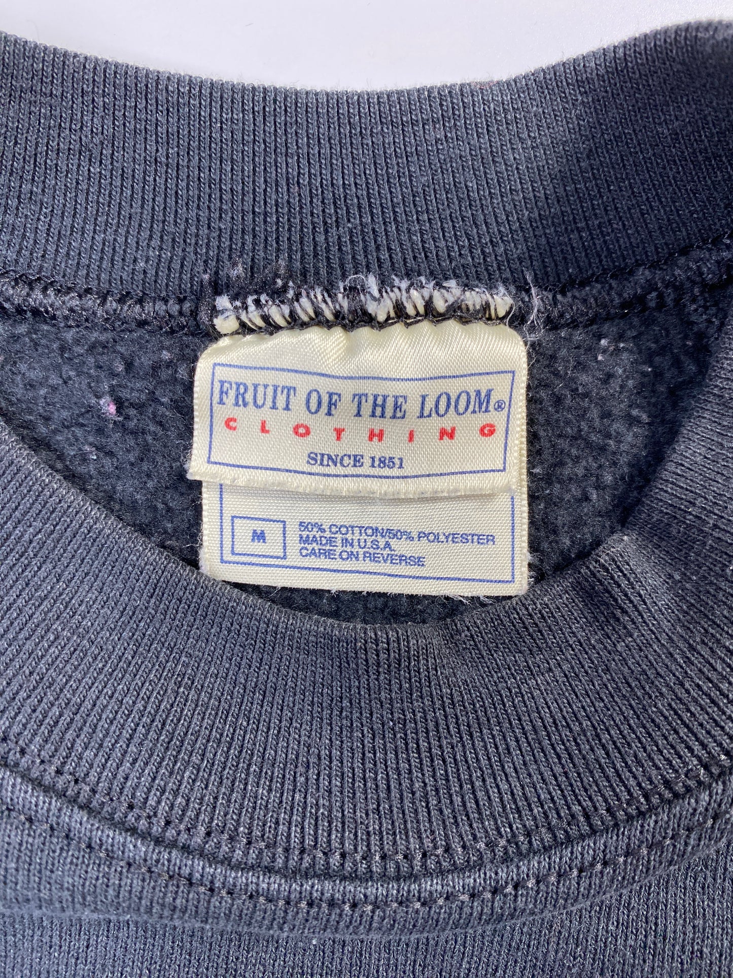 90's DISNEY WINNIE THE POOH Made in USA Size M Vintage Sweat-Shirt / E8877S