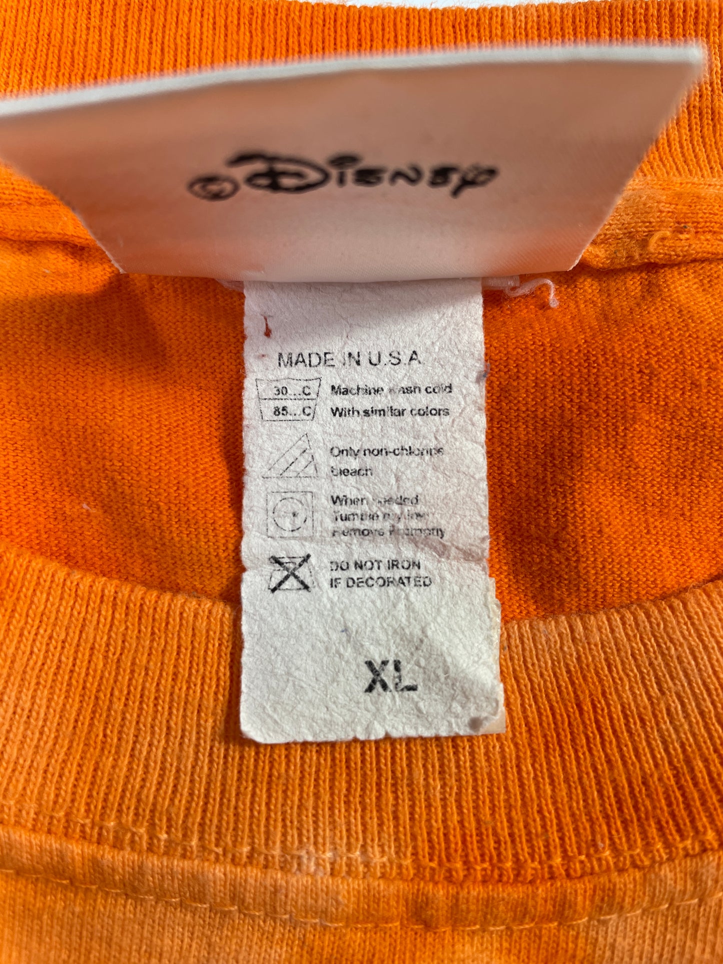 2005 DISNEY HALLOWEEN Made in USA Size XL Vintage T-Shirt / E7237T