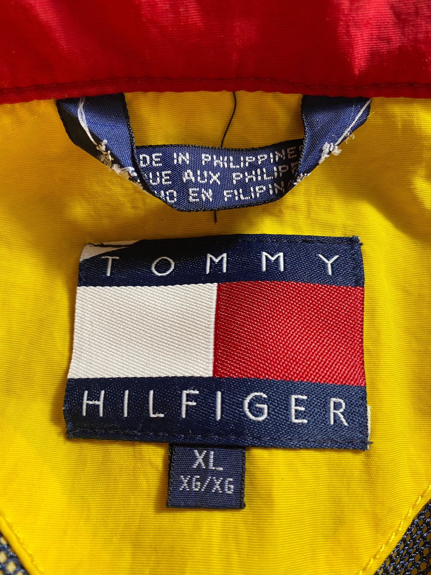 .90’s TOMMY HILFIGER Size XL Vintage Nylon Jacket / E74