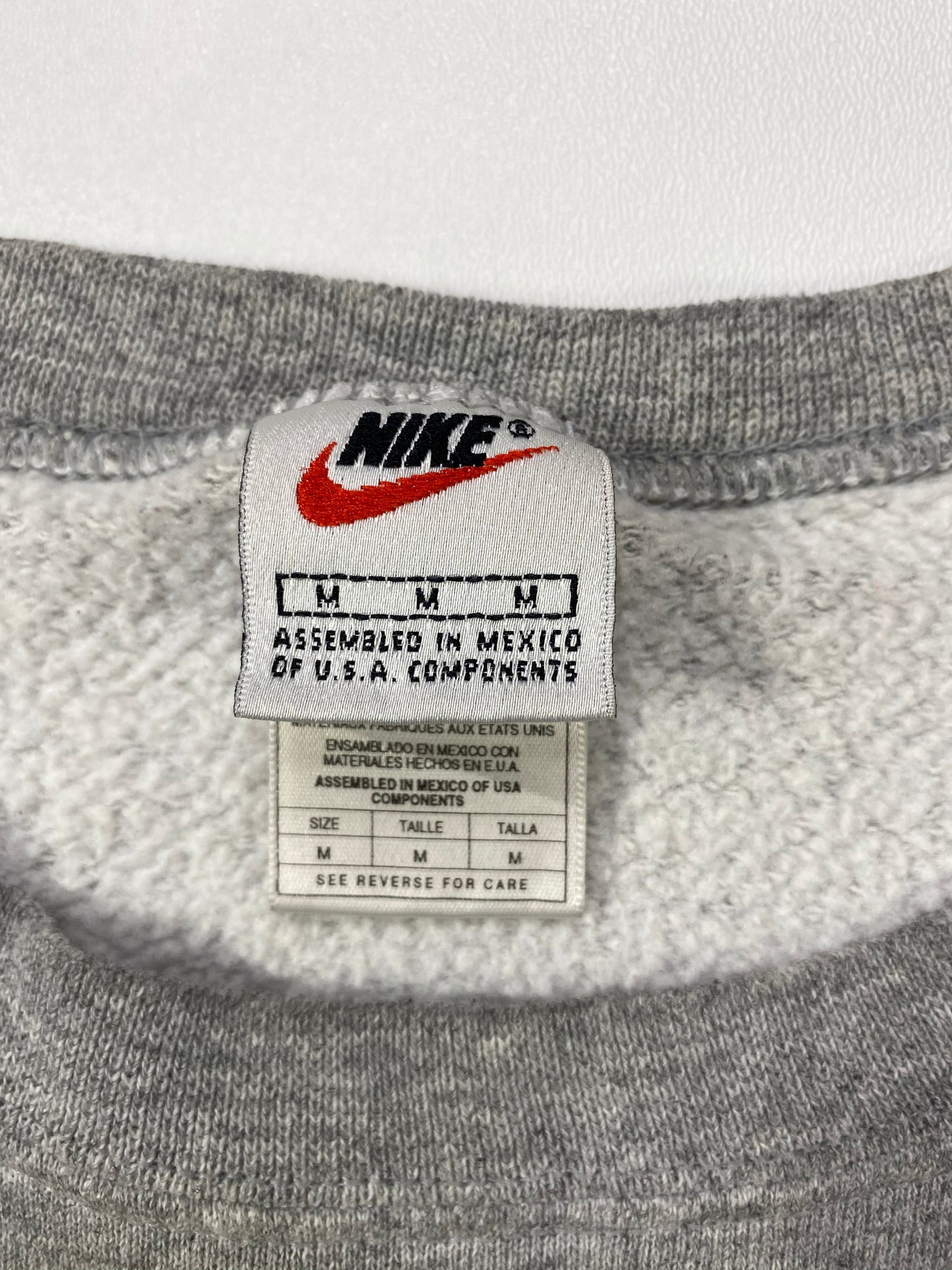 90's NIKE Mini Swoosh Size M Vintage Sweat-shirt / 6179