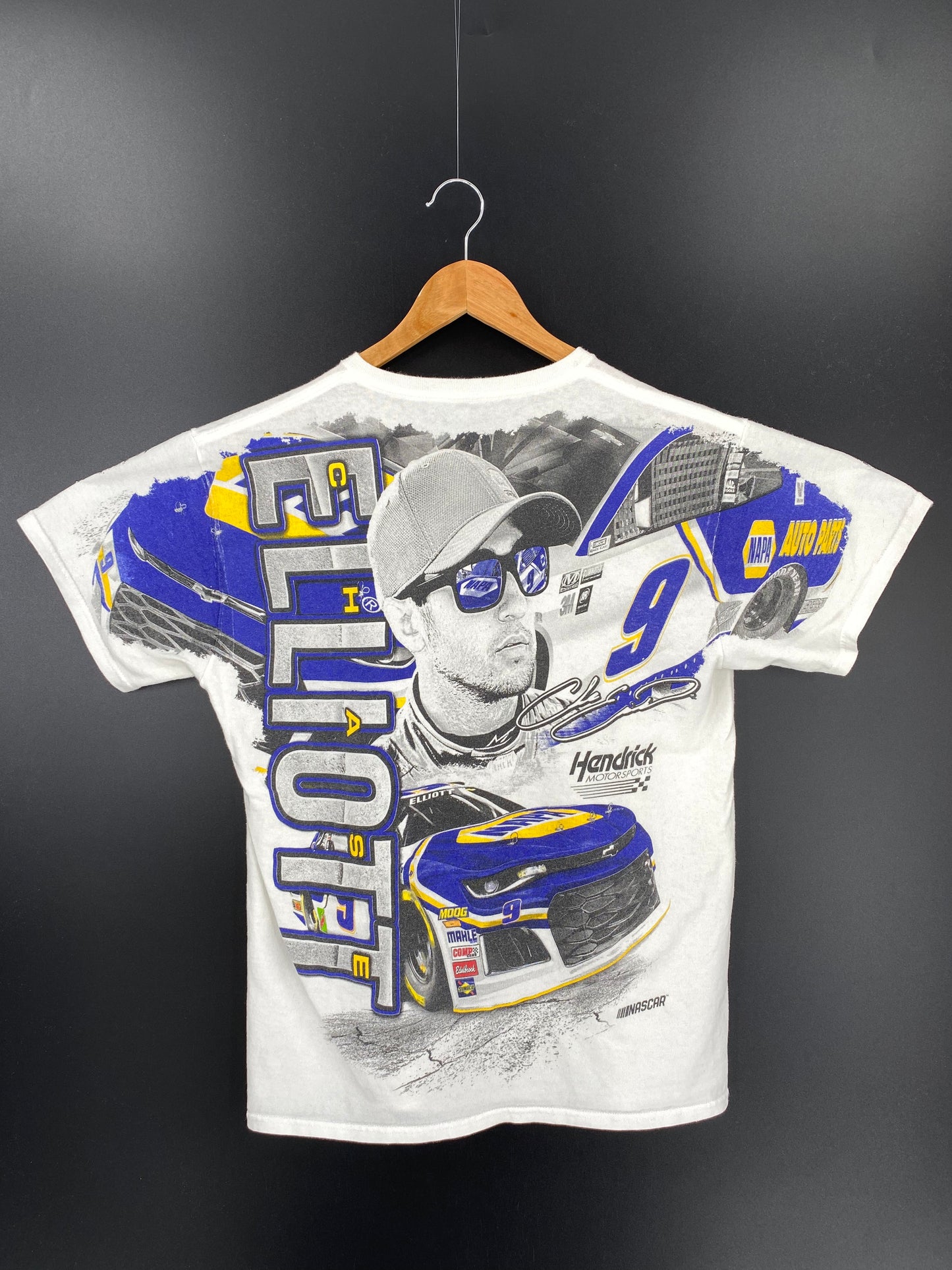 Vintage NASCAR CHASE ELLIOT HENDRICKS Size M Racing T-Shirt / K245