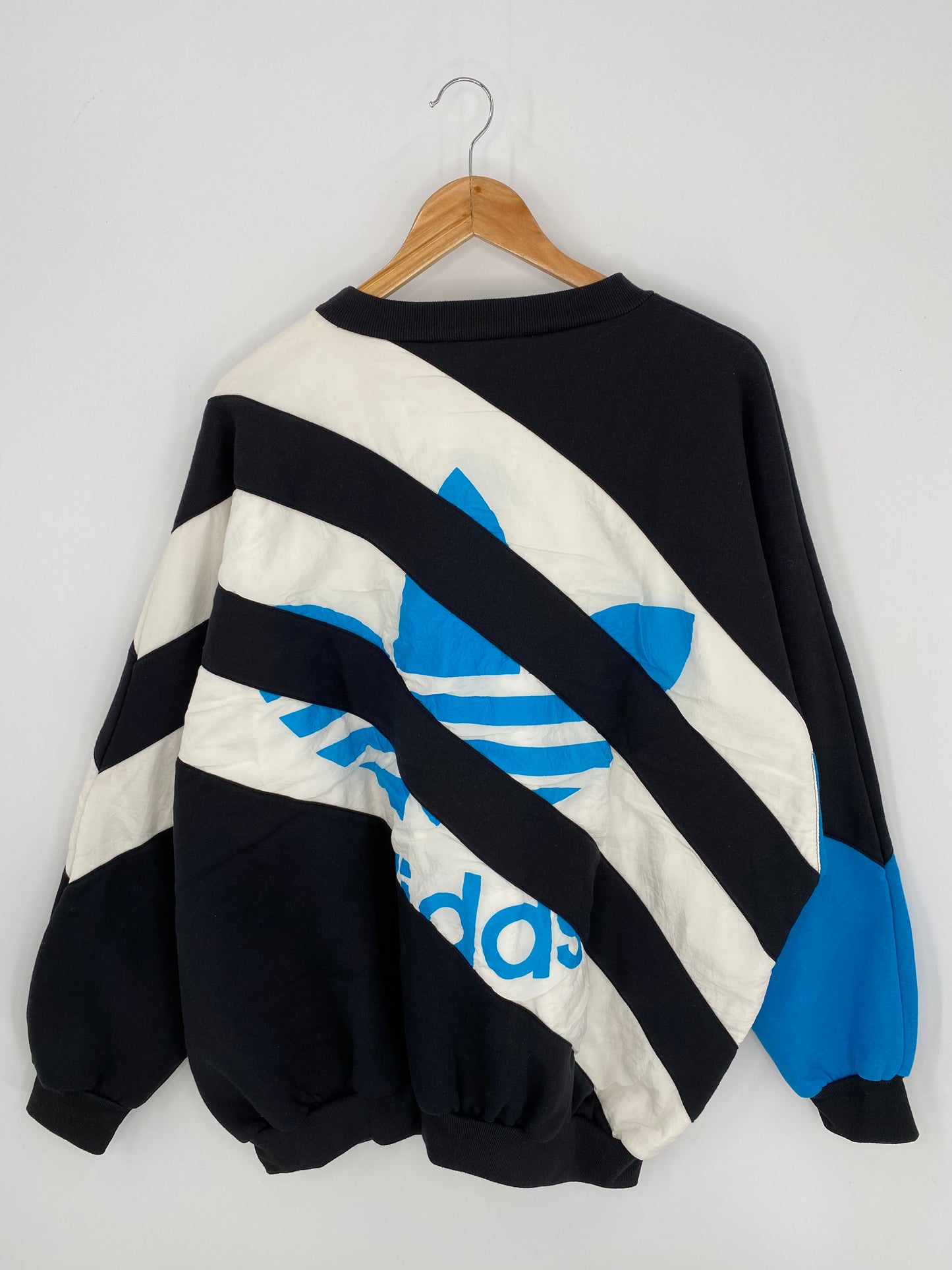 90's Adidas Vintage Size XL Sweat-Shirt / 9957