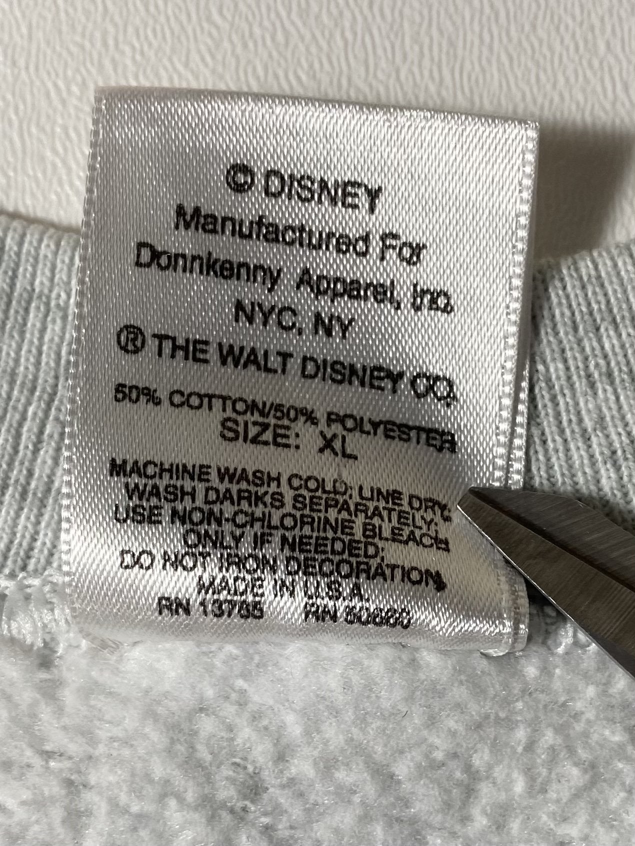 90’s DISNEY MICKEY Made in USA Size XL Vintage Sweat-shirt / A7108