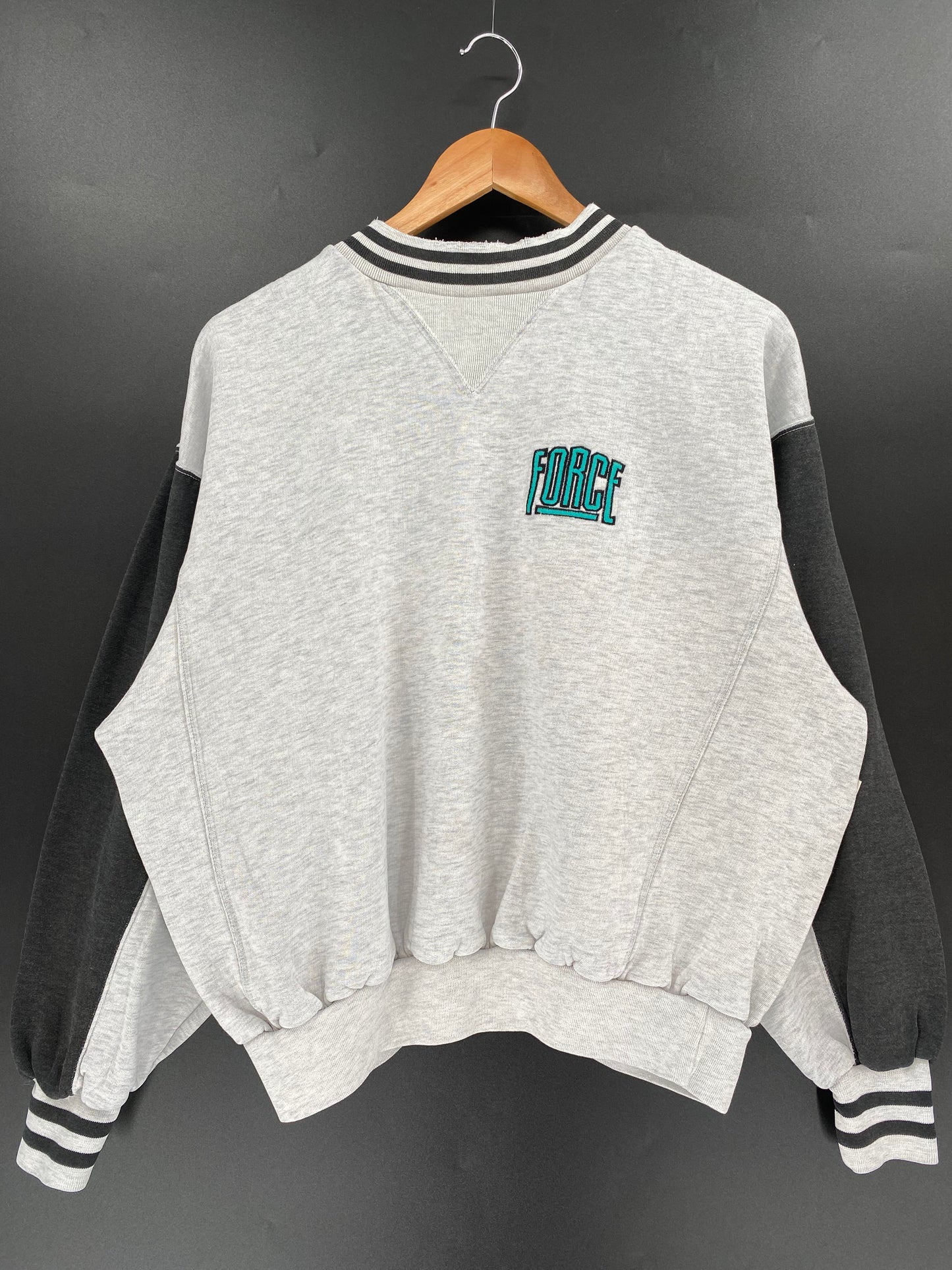 90's NIKE FORCE Size No tag (Approx.S) Vintage Sweat-Shirt / k1305