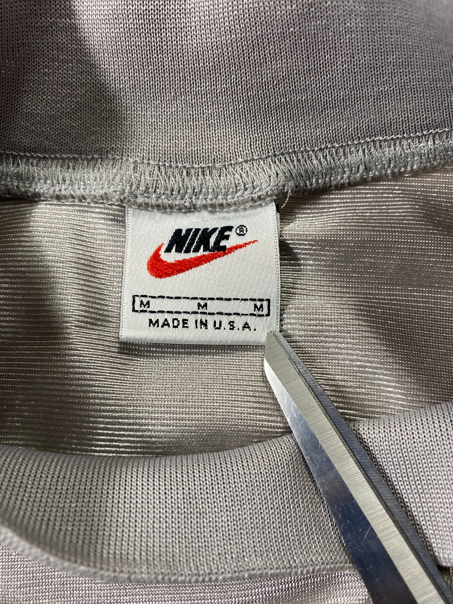 90's NIKE Made in USA Size M Vintage Nylon Long Sleeve Shirt / 6646