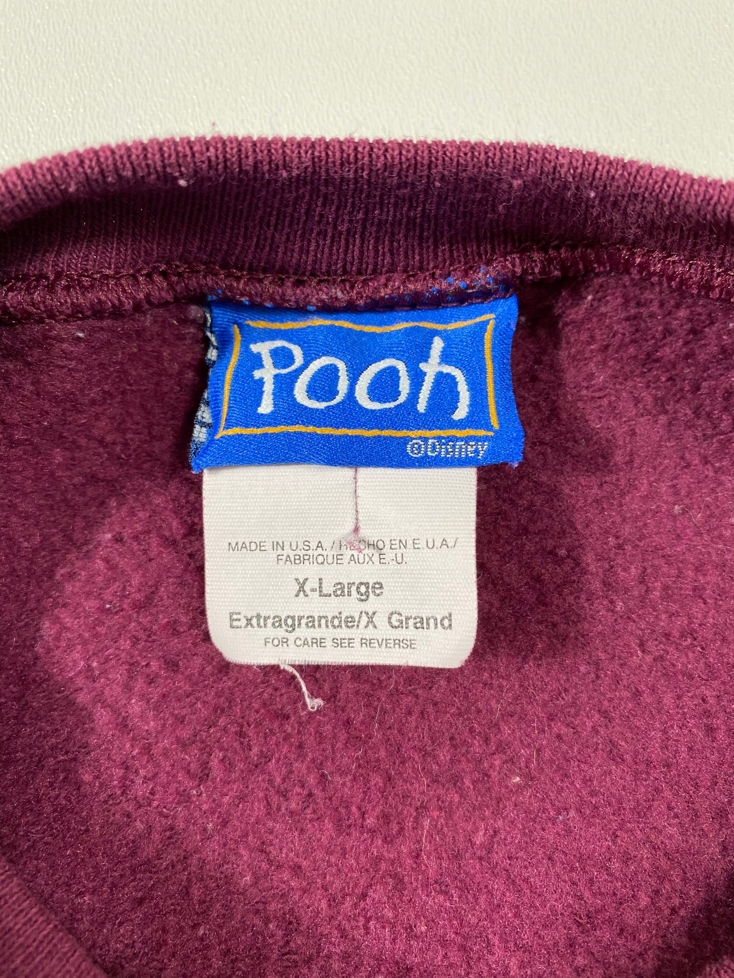 00' DISNEY WINNIE THE POOH Made in USA Size XL Vintage Sweat-shirt / 6482