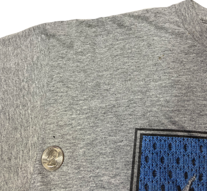 90's Vintage Nike Basketball T-Shirt / 2309