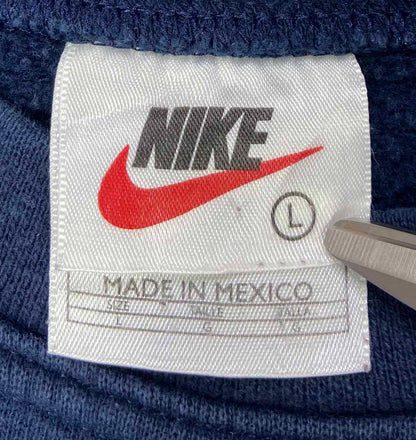 90's Vintage Nike Mini Swoosh Sweat-Shirt / 2400
