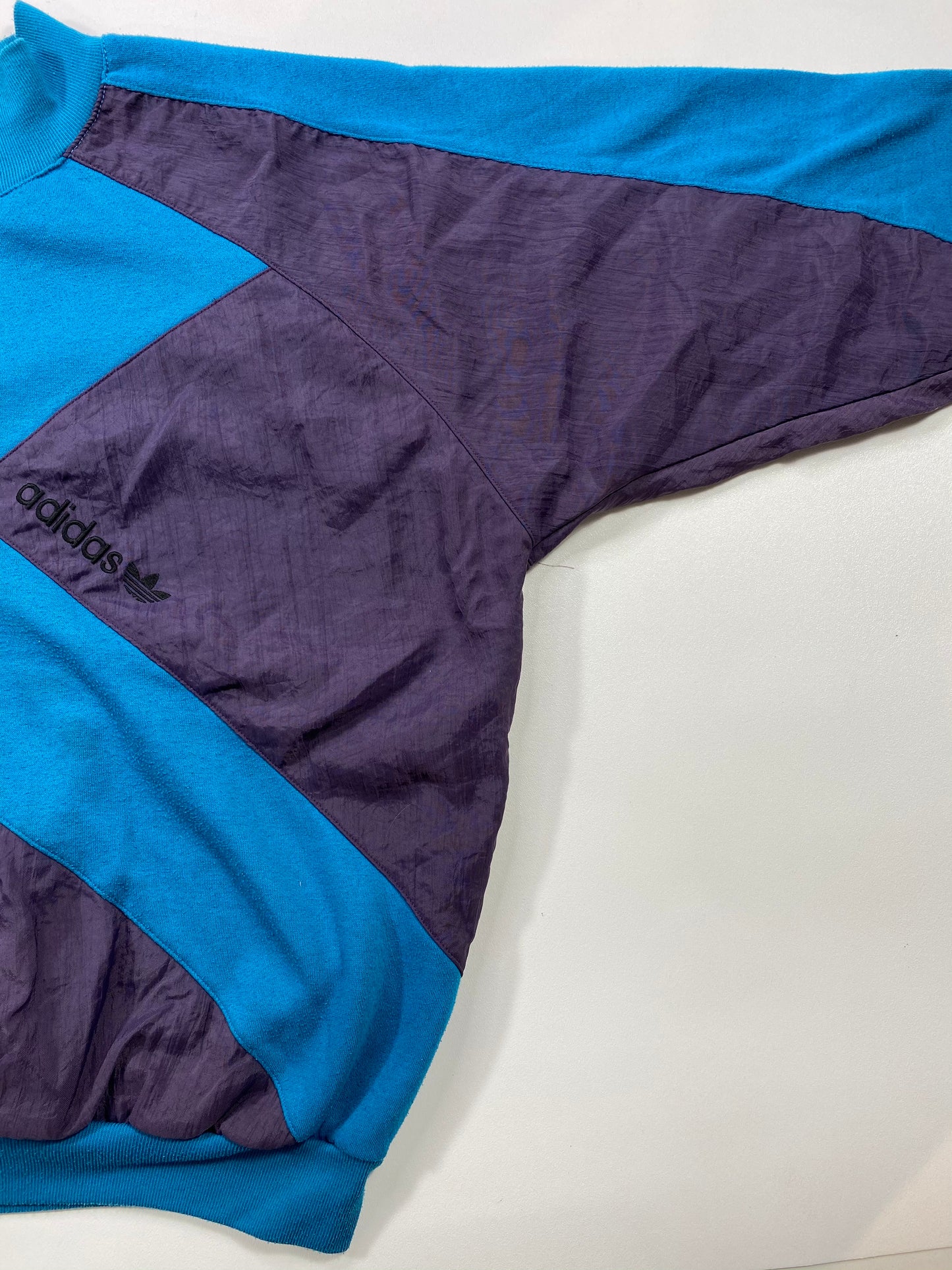 90’s ADIDAS Size L Vintage Sweat-Shirt / 5772