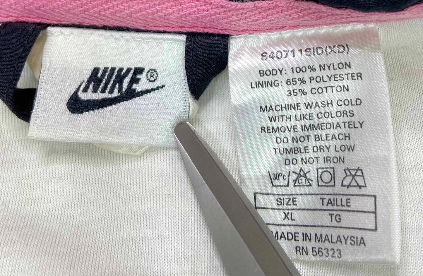 90's Vintage Nike Challenge Court Size XL Nylon Jacket / 9961