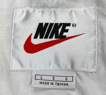 90's Vintage Nike Nylon Jacket / 2608