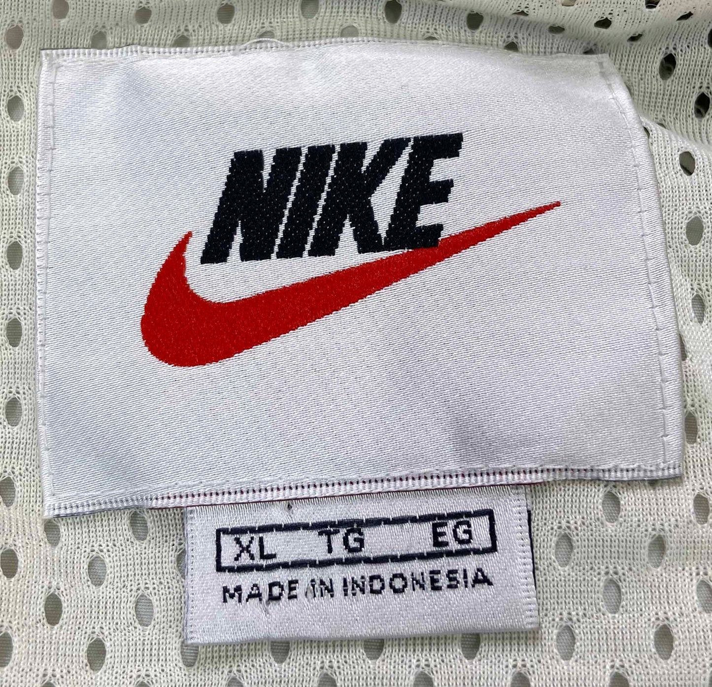 90's Vintage Nike Nylon Jacket / 2673