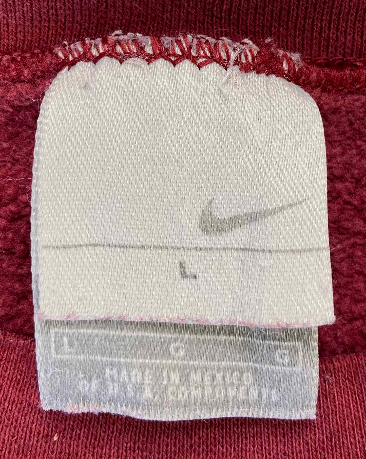 90's Nike Mini Swoosh Sweat-Shirt / 2982