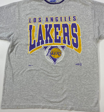 1991 LOS ANGELES LAKERS Made in USA Size XL Vintage NBA T-Shirts / 6092